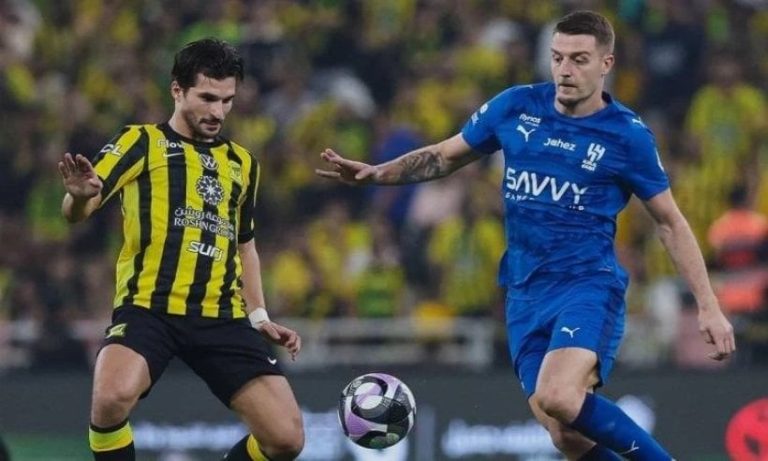 “الطريس” حكمًا لمباراة الهلال والاتحاد بعد تعذر وصول مارتشينياك