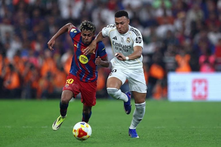 تصنيف الكلاسيكو بين برشلونة وريال مدريد كمباراة عالية الخطورة