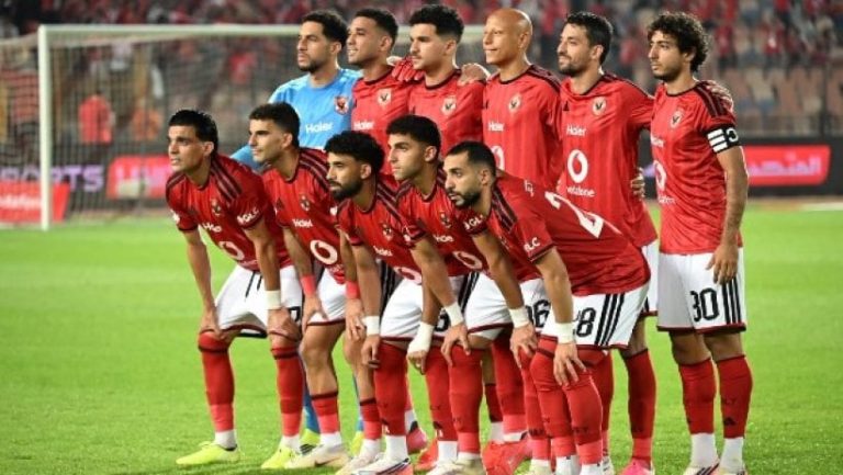 الأهلي يؤجل حسم رحيل البدلاء