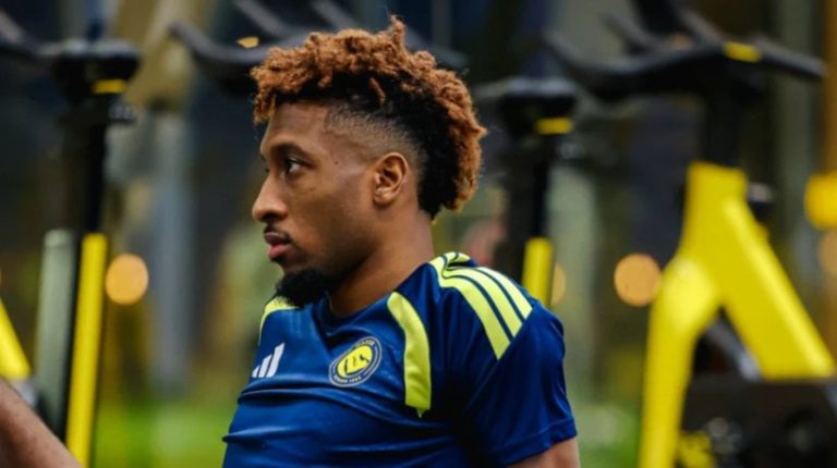 إصابة كومان تُجبر النصر على البحث عن بديل أمام نيوم